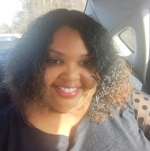 Meet your Posher, Daphne